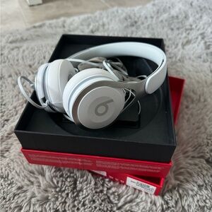 Brand new Beats Solo 3 wired!!!!!
